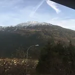Haus Tschirgantblick *
