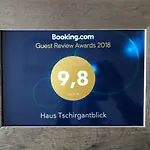 Haus Tschirgantblick تارينز