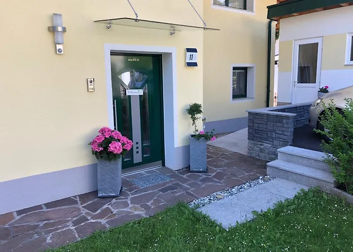 Haus Tschirgantblick Apartment