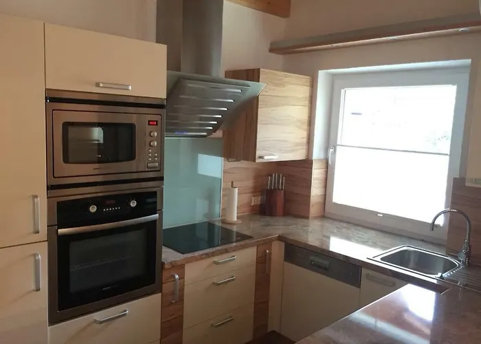 Haus Tschirgantblick