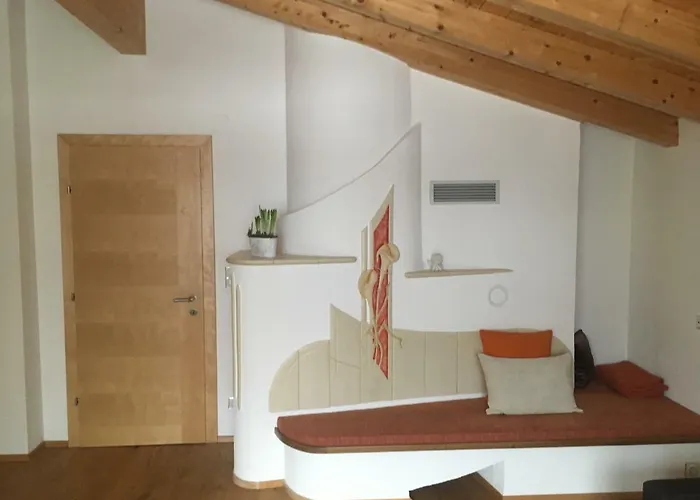 Haus Tschirgantblick *