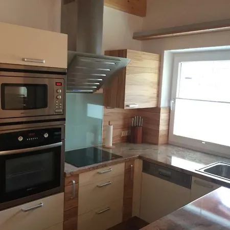 Haus Tschirgantblick