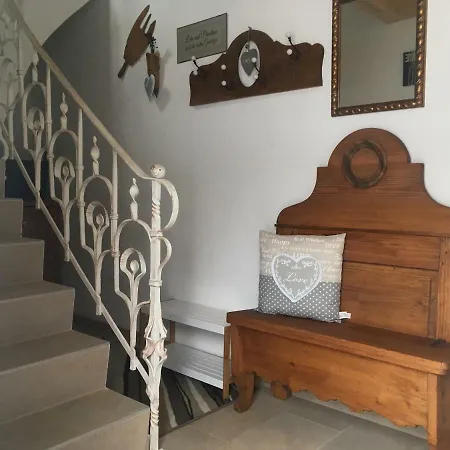 Haus Tschirgantblick *