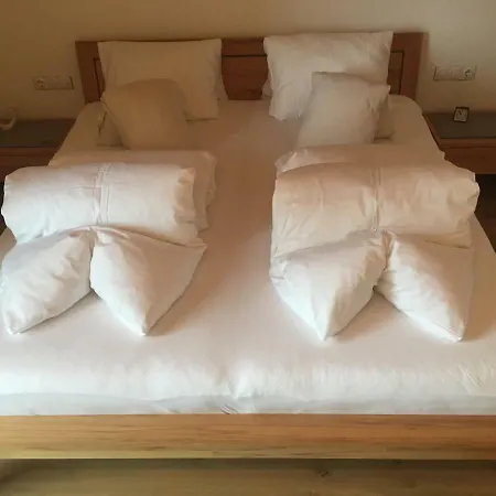Appartement Haus Tschirgantblick *