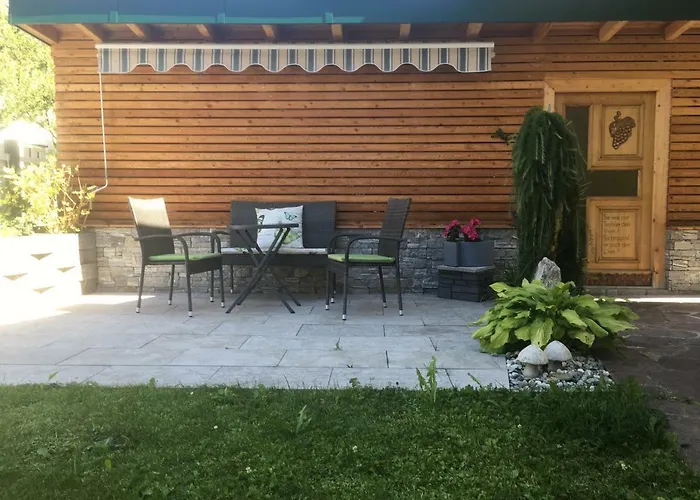 Haus Tschirgantblick Appartamento Tarrenz