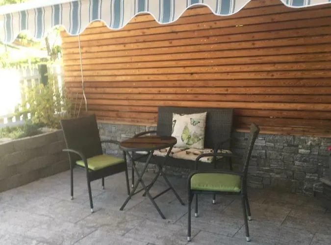 Haus Tschirgantblick Appartamento *